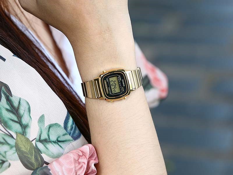 Đồng hồ CASIO 24 mm Nữ LA670WGA-1DF đến từ thương hiệu đồng hồ Casio nổi tiếng và chất lượng của Nhật Bản, được nhiều người Việt Nam tin dùng Đồng hồ CASIO 24 mm Nữ LA670WGA-1DF đến từ thương hiệu đồng hồ Casio nổi tiếng và chất lượng của Nhật Bản, được nhiều người Việt Nam tin dùng