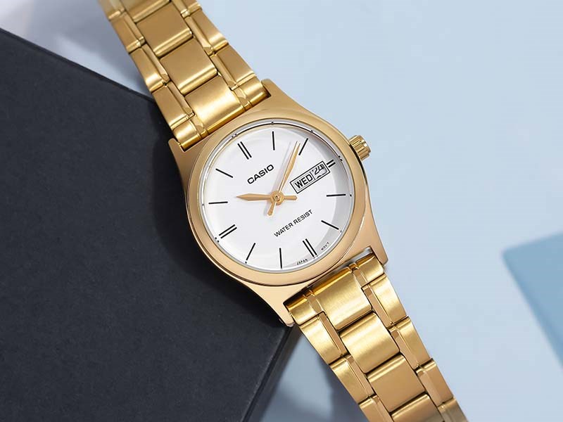 Đồng hồ c&oacute; thiết kế tinh tế, trẻ trung ph&ugrave; hợp với mọi c&ocirc; n&agrave;ng