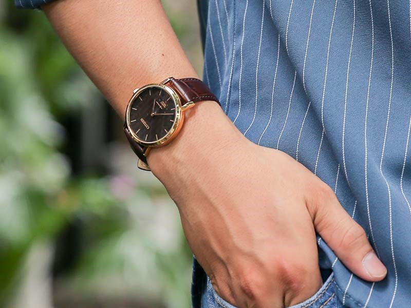 Mẫu đồng hồ nam d&acirc;y da b&ograve; n&agrave;y c&oacute; thiết kế sang trọng v&agrave; tinh tế, ph&ugrave; hợp với mọi ch&agrave;ng trai trẻ trung, nam t&iacute;nh đến từ h&atilde;ng Citizen Nhật Bản