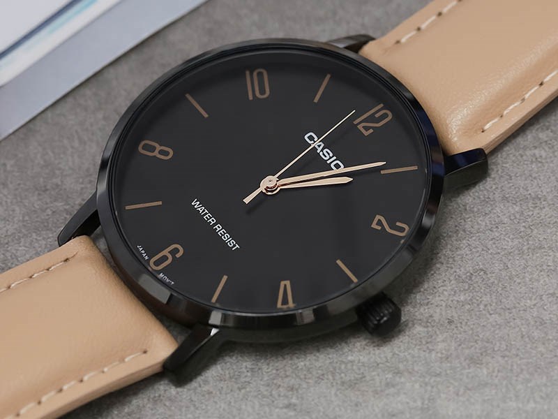 Mẫu đồng hồ n&agrave;y đến từ thương hiệu đồng hồ Casio nổi tiếng Nhật Bản