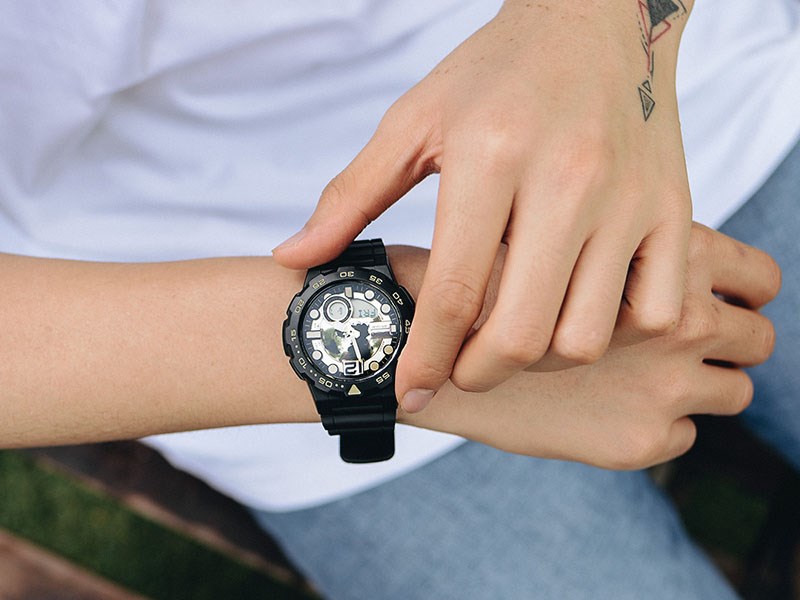 Chiếc đồng hồ nam phong cách thể thao Chiếc đồng hồ nam phong cách thể thao