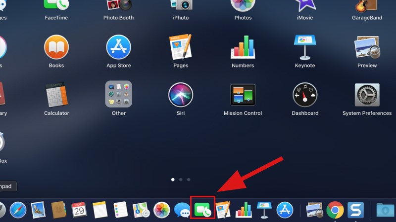 Mở bất kỳ ứng dụng n&agrave;o c&oacute; quyền truy cập v&agrave;o camera hoặc micr&ocirc;