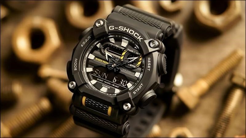 G-Shock l&agrave;m to&aacute;t l&ecirc;n d&aacute;ng vẻ mạnh mẽ, nam t&iacute;nh cho c&aacute;c ch&agrave;ng trai
