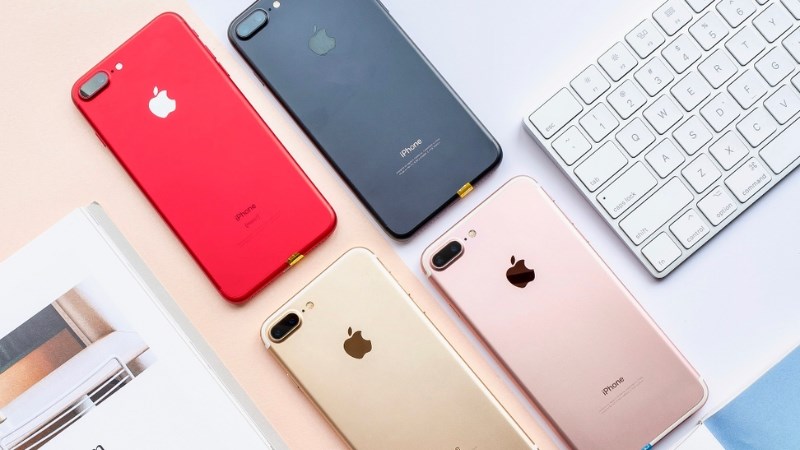 iPhone l&agrave; chiếc điện thoại th&ocirc;ng minh được ưa th&iacute;ch nhất hiện nay