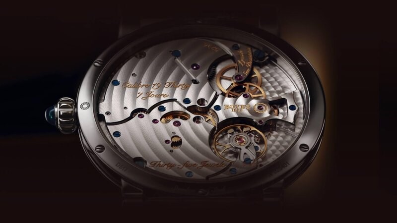 Mặt sau đồng hồ Bovet ch&iacute;nh h&atilde;ng lu&ocirc;n được in số seri 