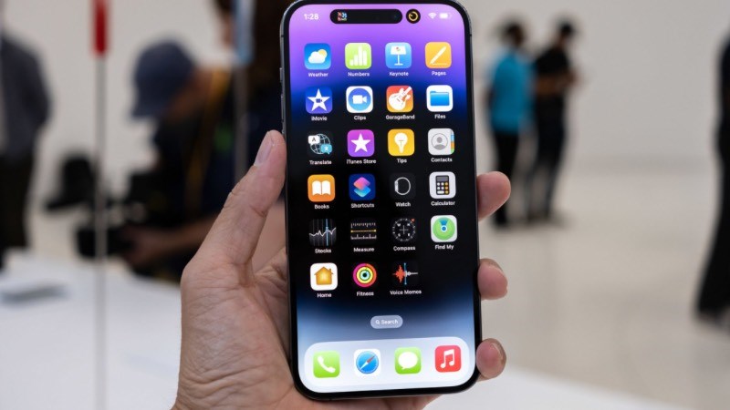 Gi&aacute; b&aacute;n của iPhone đ&atilde; k&iacute;ch hoạt rẻ hơn so với chưa k&iacute;ch hoạt