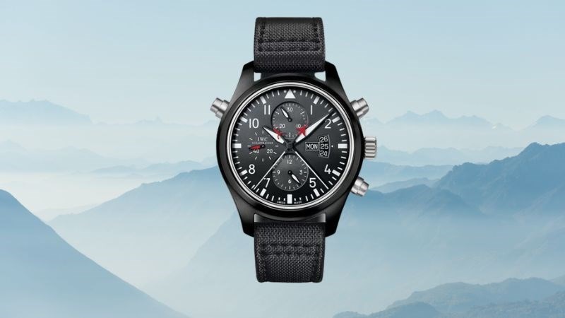 Biểu tượng cuối c&ugrave;ng của h&atilde;ng l&agrave; Double chronograph eadition top gun