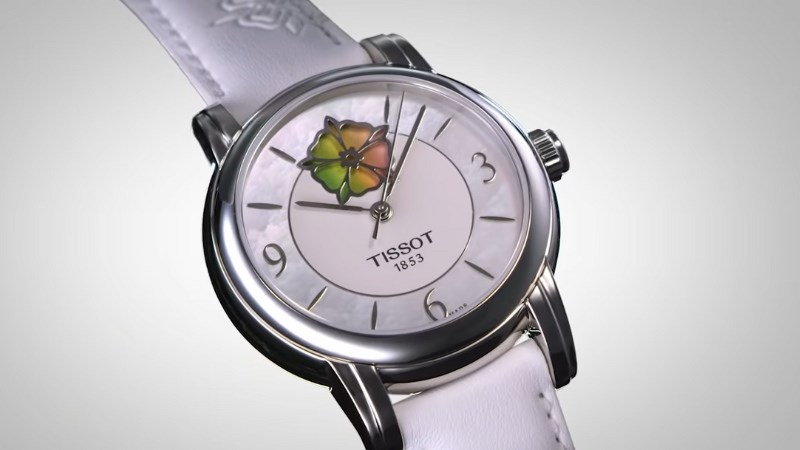 Tissot Lady Heart được thiết kế với kiểu dáng lộ cơ tạo hình đóa hoa điệu