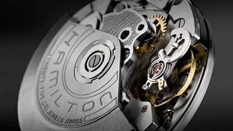 L&agrave; nh&agrave; m&aacute;y lắp r&aacute;p bộ m&aacute;y đồng hồ lớn nhất của Thuỵ Sỹ