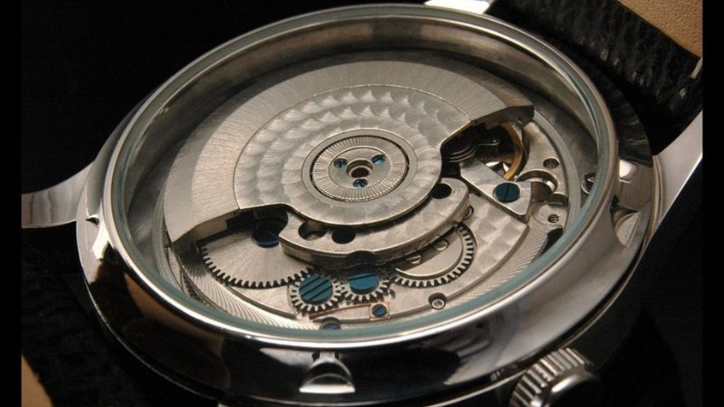 C&aacute;c bộ m&aacute;y đạt ti&ecirc;u chuẩn Japan Movt gồm quartz, automatic, Eco-Drive