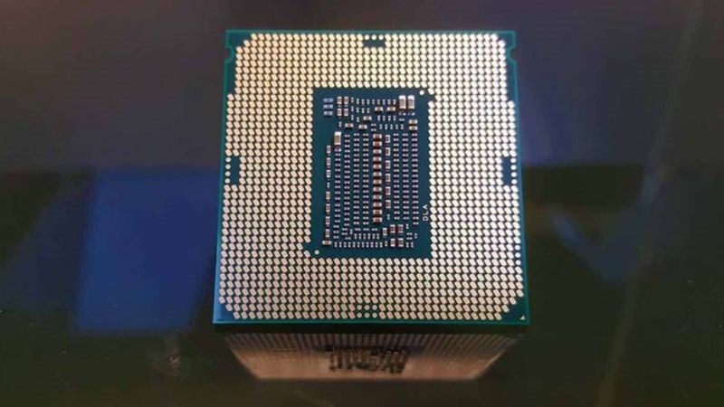 C&ocirc;ng nghệ Intel SpeedStep hiệu suất cao cho ph&eacute;p hệ điều h&agrave;nh kiểm so&aacute;t c&aacute;c l&otilde;i P
