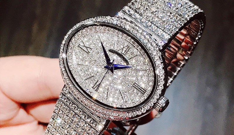 Xu hướng thiết kế đ&iacute;nh đ&aacute; sang trọng