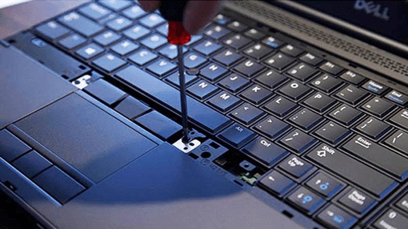 Nếu đã thử hết các cách mà tình trạng liệt nút bàn phím laptop không thay đổi hãy đem máy đến các trung tâm sửa chữa