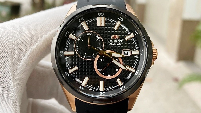 Một số ưu điểm v&agrave; hạn chế của đồng hồ Mechanical