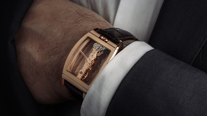 Corum Golden Bridge l&agrave; bộ sưu tập đặc biệt của thương hiệu