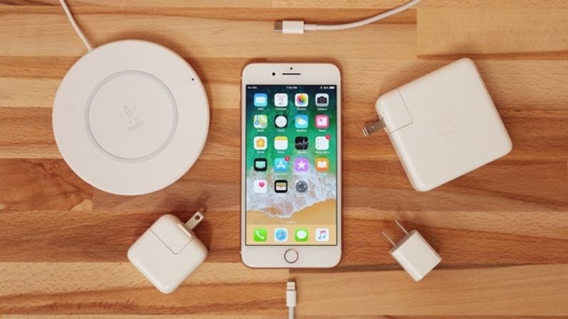 M&aacute;y được hỗ trợ c&ocirc;ng nghệ sạc nhanh