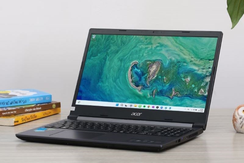 Nên lựa chọn laptop phù hợp với nhu cầu và khả năng của mình Nên lựa chọn laptop phù hợp với nhu cầu và khả năng của mình