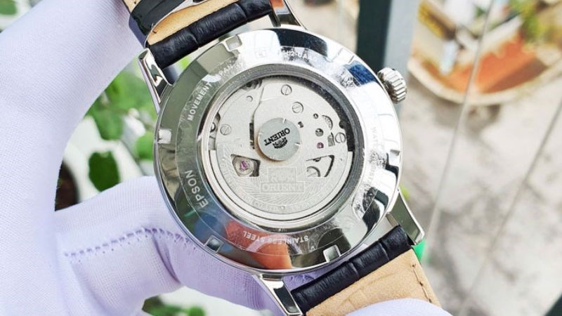 Bộ m&aacute;y vận h&agrave;nh được sản xuất ri&ecirc;ng của nh&agrave; Orient  