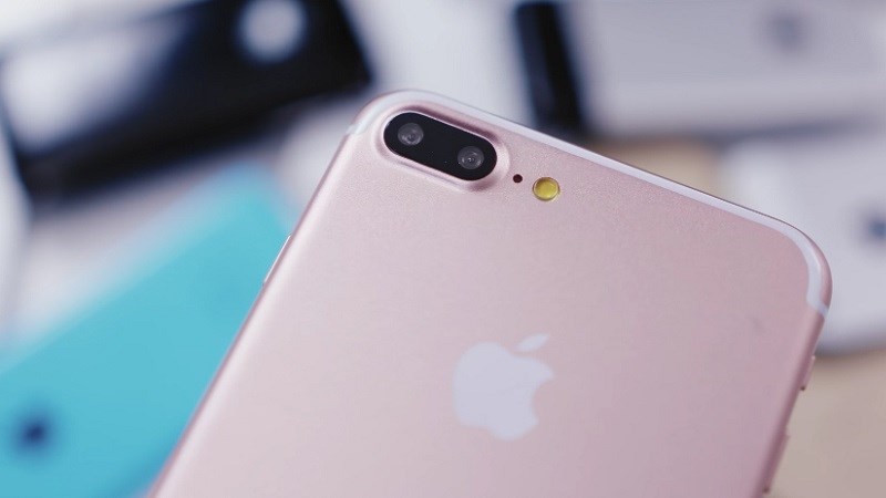 iPhone 7 Plus m&agrave;u v&agrave;ng hồng cực hot của nh&agrave; T&aacute;o