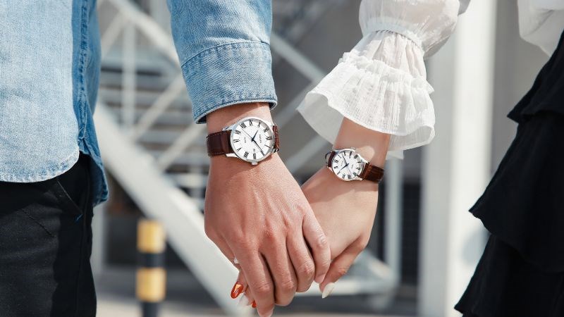 Thương hiệu đồng hồ Nakzen mẫu m&atilde; ph&ugrave; hợp với nam lẫn nữ