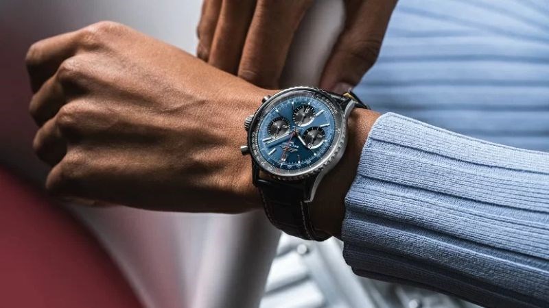 Đồng hồ Breitling thương hiệu đồng hồ xuất th&acirc;n từ Thụy Sĩ