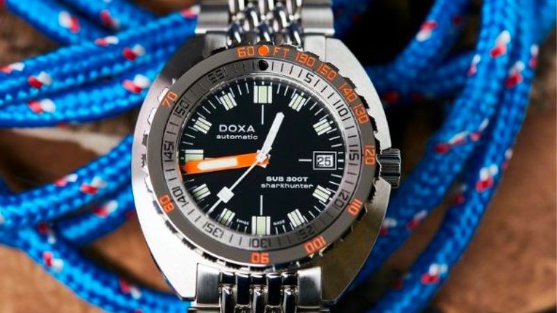 Doxa Executive Slim có thiết kế đơn giản ấn tượng