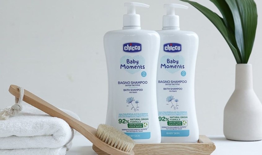 Sữa tắm & gội 2in1 cho bé Chicco chiết xuất hoa cúc 500 ml (mọi độ tuổi)