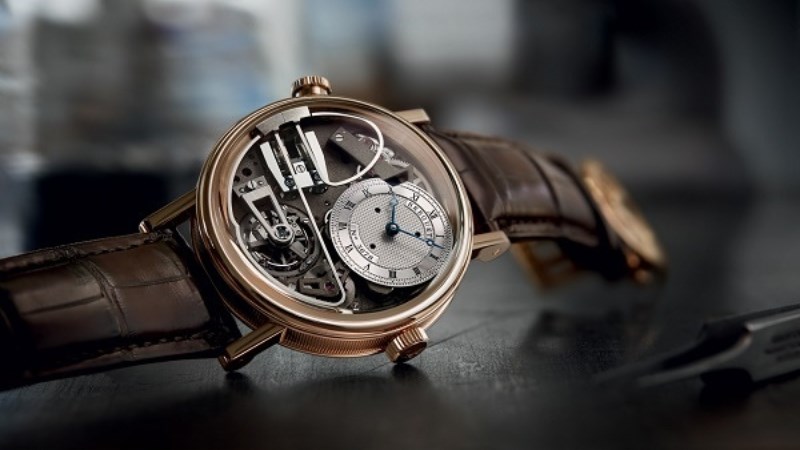 Một chiếc đồng hồ Breguet rơi vào khoảng vài trăm triệu đến vài tỷ đồng Một chiếc đồng hồ Breguet rơi vào khoảng vài trăm triệu đến vài tỷ đồng