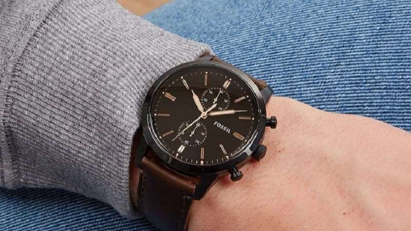 Fossil l&agrave; thương hiệu đồng hồ nổi tiếng của Mỹ