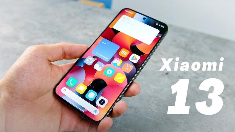 Xiaomi 13 5G được trang bị chip xử l&yacute; mạnh mẽ đến từ Qualcomm v&agrave; cụm camera từ nh&agrave; Leica