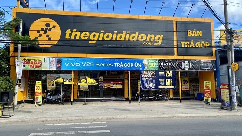 Sản phẩm được b&agrave;y b&aacute;n tại tất cả c&aacute;c chi nh&aacute;nh của TGDĐ.