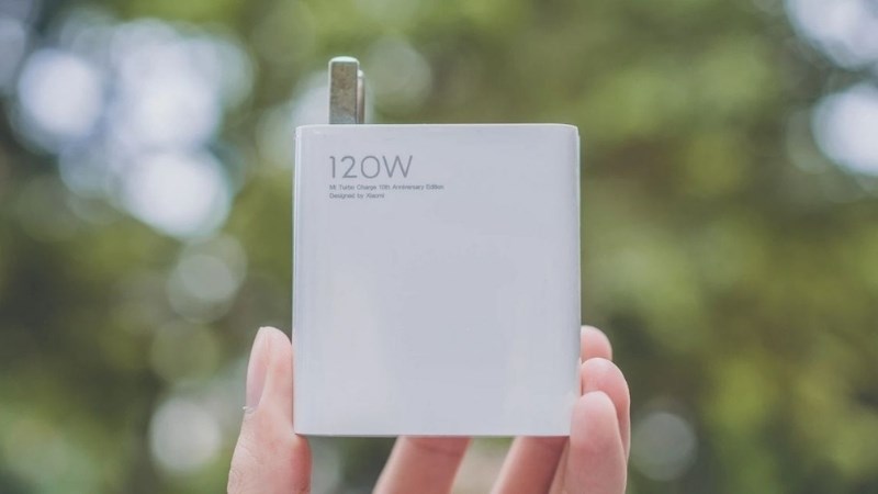 Hỗ trợ sạc nhanh