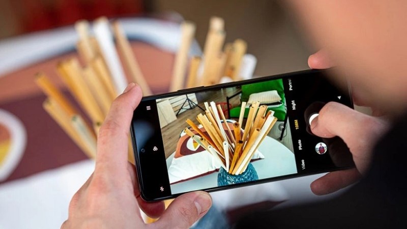 Camera mang lại những bức h&igrave;nh ch&acirc;n thật nhất