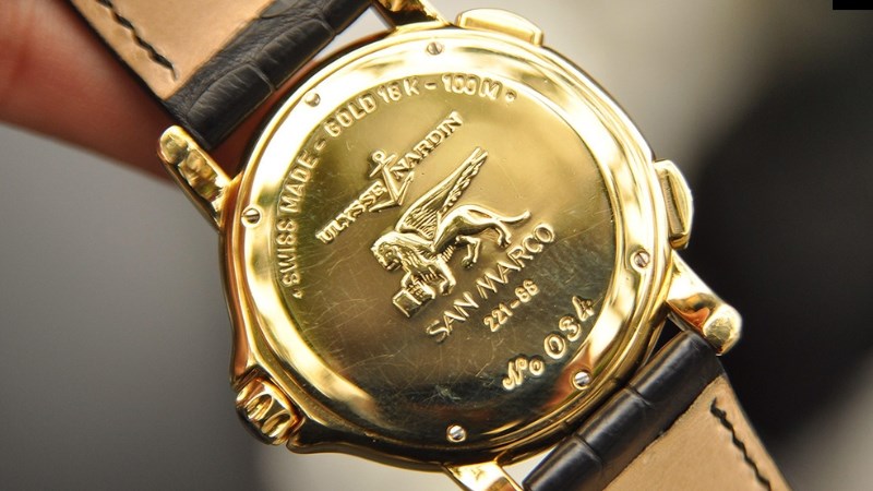 Các dấu khắc, dập được sử dụng công nghệ hiện đại Các dấu khắc, dập được sử dụng công nghệ hiện đại