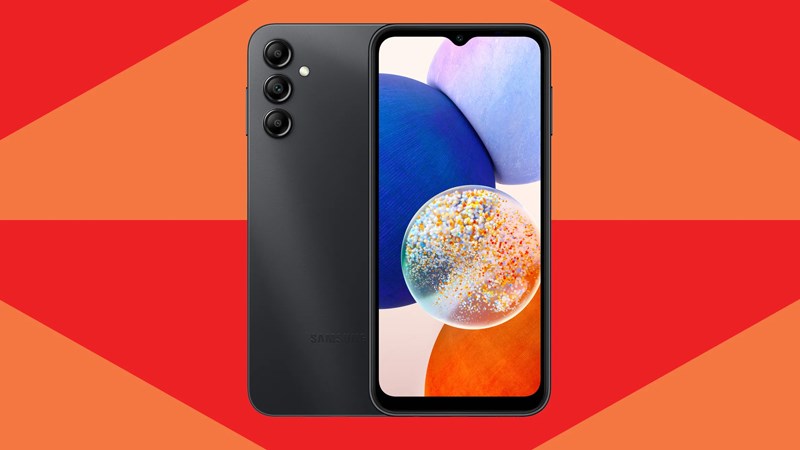 M&agrave;n h&igrave;nh giọt nước c&ugrave;ng cụm camera xếp dọc