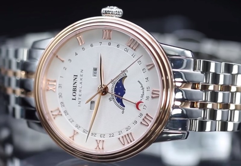 Kim đồng hồ được chế t&aacute;c c&acirc;n đối