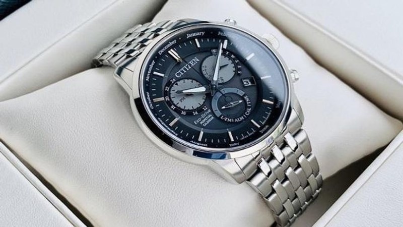 L&agrave; một trong ba thương hiệu đồng hồ lớn nhất tại Nhật Bản