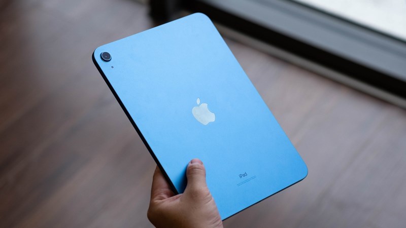 N&uacute;t Home quen thuộc được đặt ở phần giữ