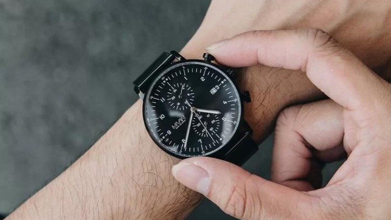 MVW sử dụng bộ m&aacute;y quartz đến từ Nhật Bản