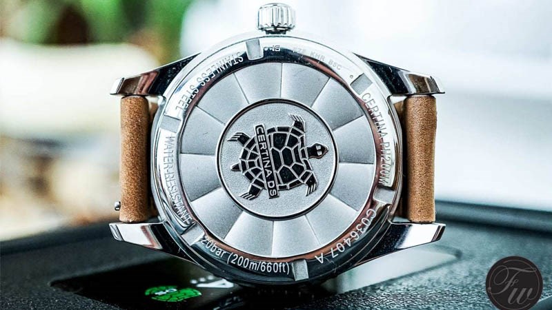 Logo đồng hồ Certina thể hiện sự cứng c&aacute;p v&agrave; bền bỉ