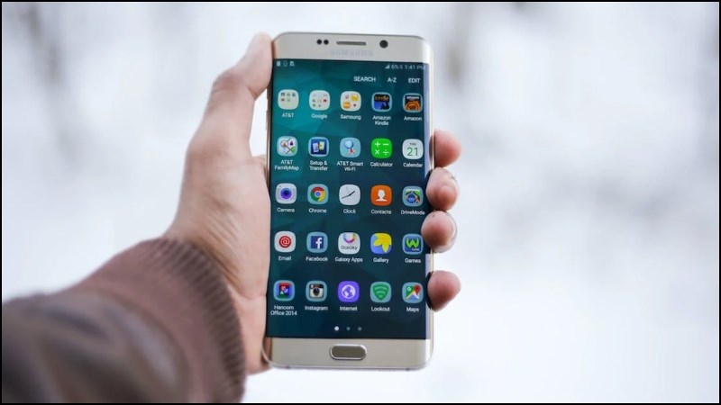 Điện thoại cao cấp Samsung t&iacute;ch hợp nhiều t&iacute;nh năng mạnh mẽ