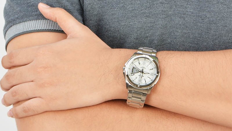 Đồng hồ EDIFICE CASIO 43.3 mm Nam EF-129D-7AVUDF