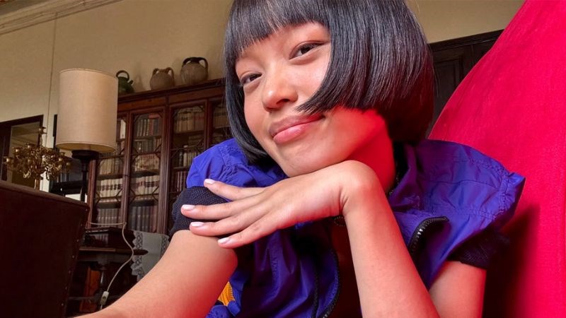 Ở mặt trước, camera selfie cũng được n&acirc;ng c&acirc;́p th&ecirc;m kh&ocirc;ng ít c&ocirc;ng ngh&ecirc;̣