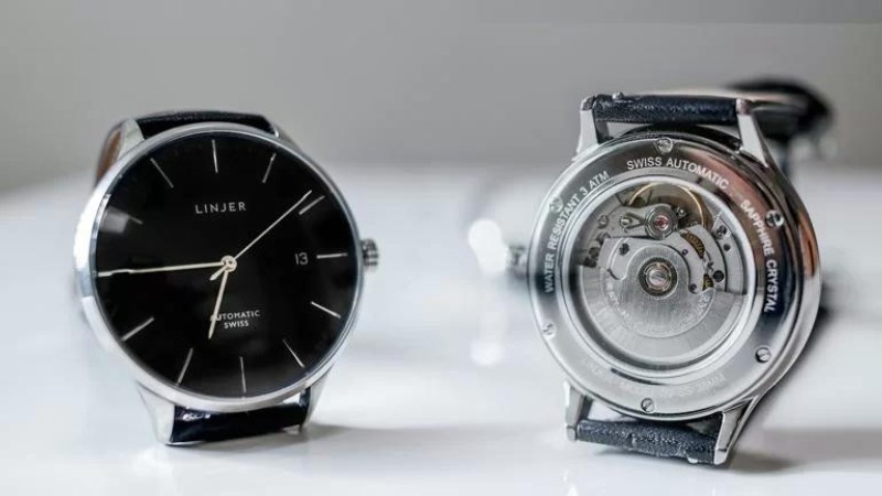 Sử dụng bộ m&aacute;y Thuỵ Sĩ chất lượng cao n&ecirc;n độ bền bỉ rất tốt