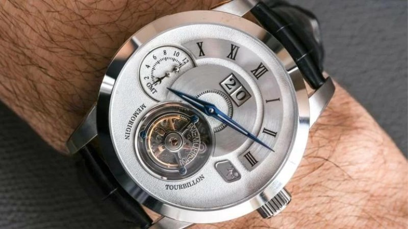 Memorigin l&agrave; c&ocirc;ng ty đồng hồ lớn v&agrave; nổi tiếng nhất tại Hồng K&ocirc;ng