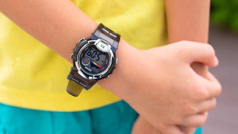 D&acirc;y đeo được l&agrave;m từ cao su mềm dẻo gi&uacute;p hạn chế sự đứt g&atilde;y 