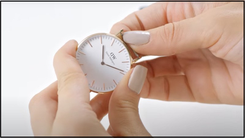 Gắn lại thanh l&ograve; xo