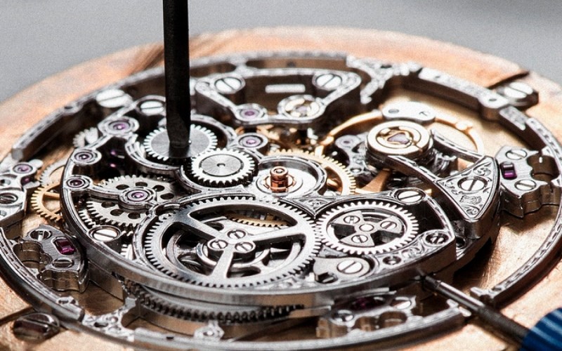 Haute Horlogerie sử dụng cỗ máy in-house với những kỳ công tốt nhất và khó nhất Haute Horlogerie sử dụng cỗ máy in-house với những kỳ công tốt nhất và khó nhất