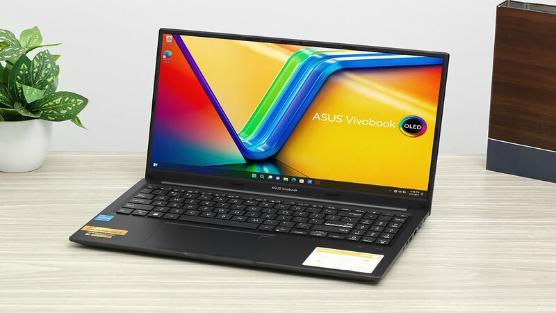 Asus Vivobook 15 OLED là mẫu máy phục vụ cho đối tượng văn phòng