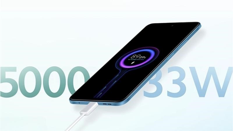 Thoải m&aacute;i sử dụng với vi&ecirc;n pin 5000 mAh